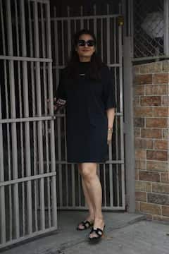 Raveena: બ્લેક મીની ડ્રેસમાં એકદમ સુંદર લાગી રવિના ટંડન, જુઓ એક્ટ્રેસનો સ્ટાઇલિશ લૂક
