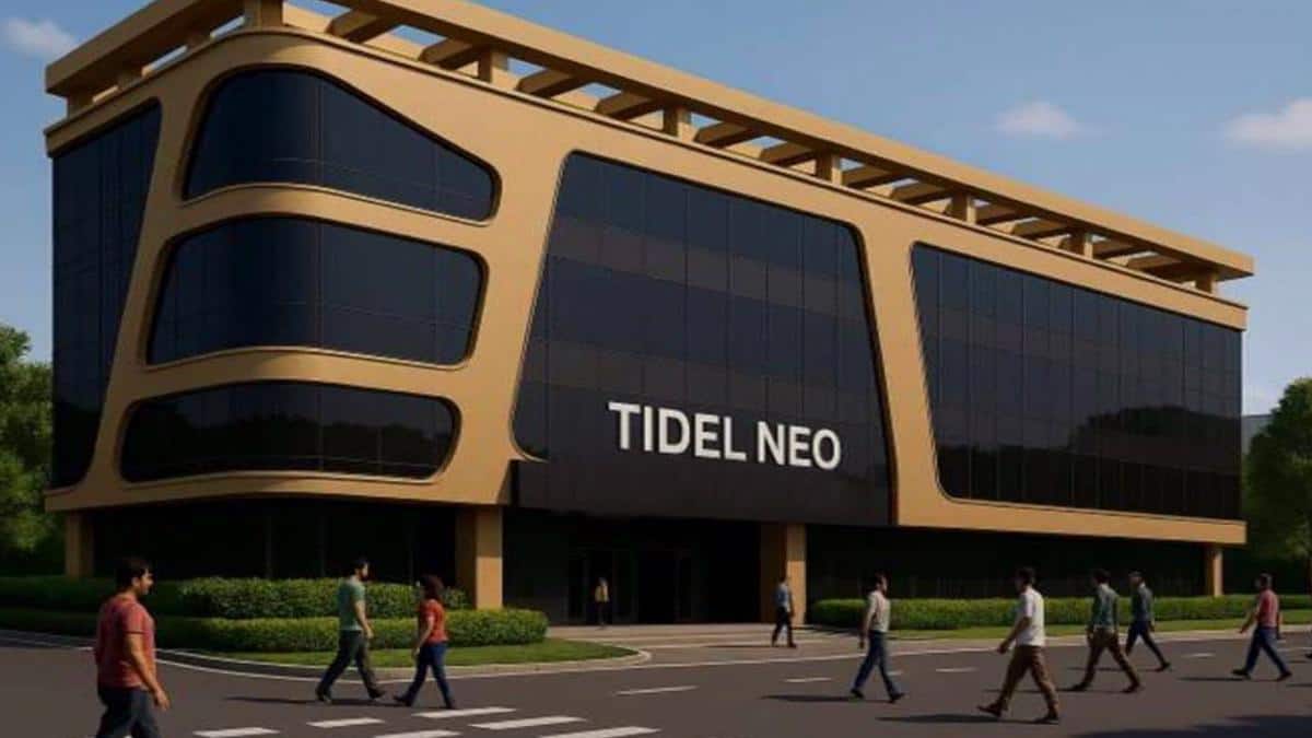 தமிழகத்தின் IT புரட்சி: 25,500 வேலைவாய்ப்புகள்! புதிய TIDEL பூங்காக்கள் மூலம் இளைஞர்களுக்கு ஒரு பொன்னான வாய்ப்பு!