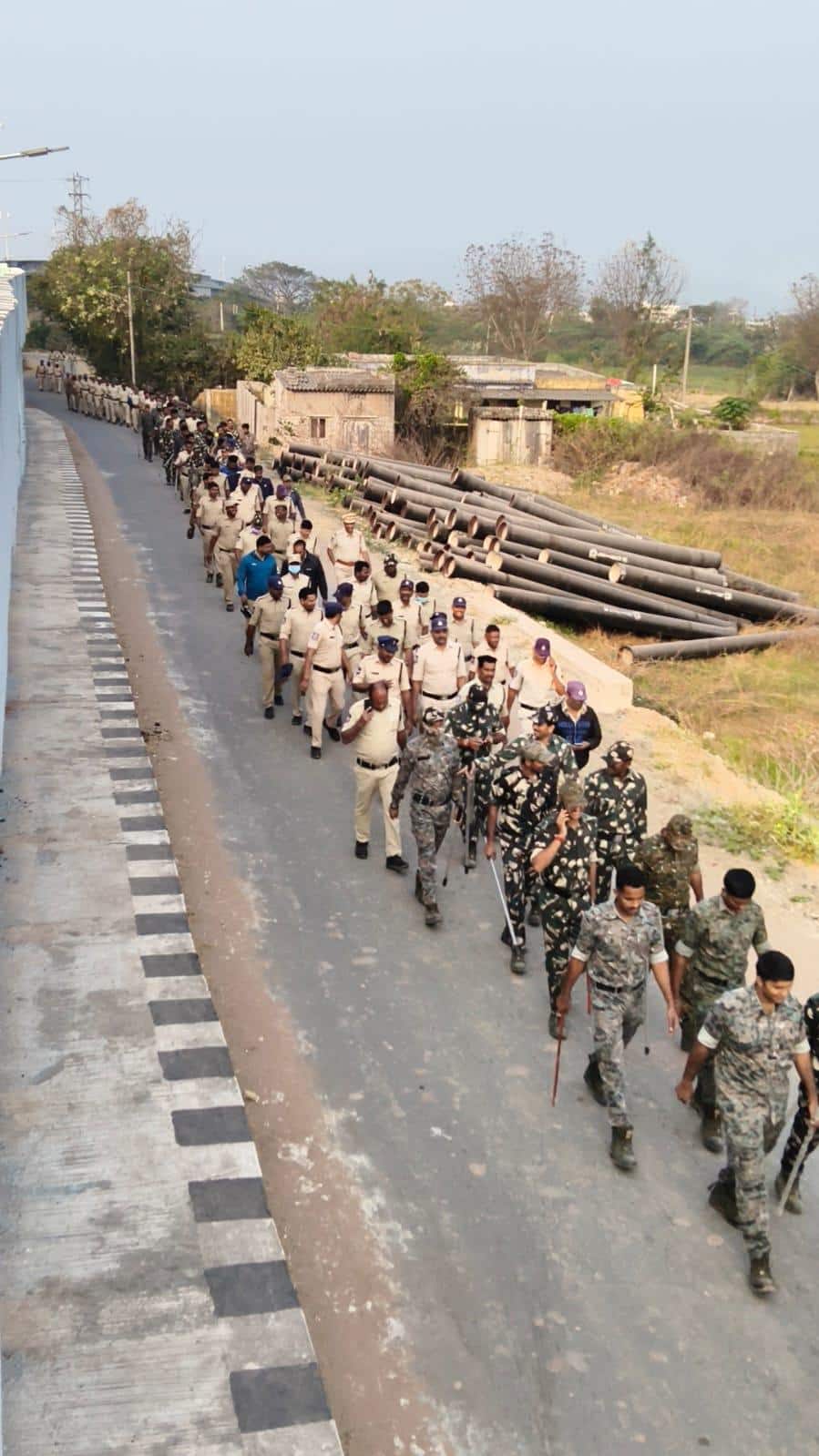 Vivek Venkatswamy: క్యాతనపల్లిలో టెన్షన్ టెన్షన్.. మంత్రి వివేక్ వెంకటస్వామి వాహనంపై ఆందోళనకారుల రాళ్లదాడి