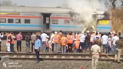 Wardha Fire Accident News : मोठी बातमी! दिल्लीहुन चेन्नईला निघालेल्या जीटी एक्सप्रेसला भीषण आग; पार्सल डबा आगीच्या भक्ष्यस्थानी