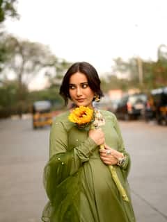 देसी अंदाज में छाया सुरभि ज्योति का प्रेग्नेंसी लुक, सूट में बेबी बंप फ्लॉन्ट करती दिखीं बेहद खूबसूरत