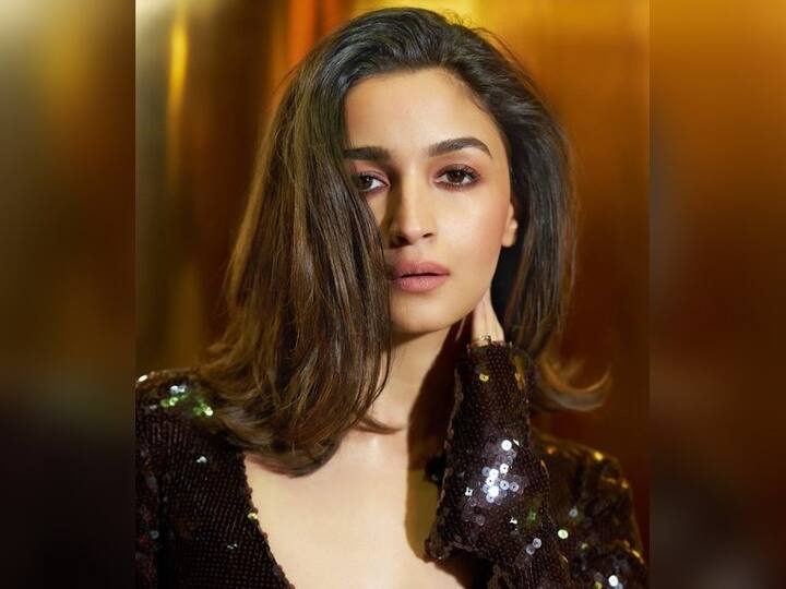 ब्रिटिश अॅकॅडमी फिल्म अवॉर्ड्स या भव्य सोहळ्यात आतंरराष्ट्रीय सिनेसृ्ष्टीतील दिग्गज कलाकार उपस्थित राहणार आहेत.