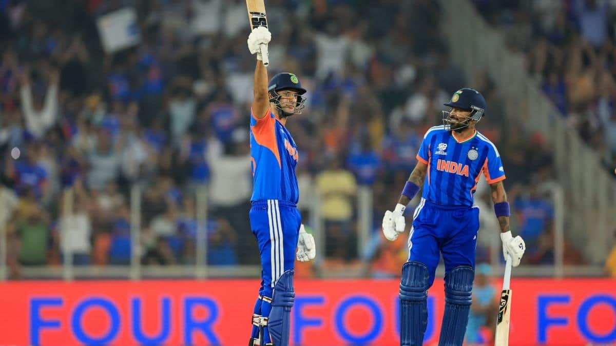 13 छक्के, 11 चौके, 220 के स्ट्राइक रेट से शिवम दुबे ने ठोका तूफानी अर्धशतक, हार्दिक भी चमके, भारत ने बनाए 190