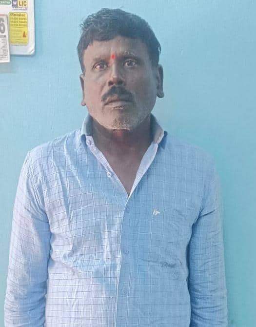 திருப்பத்தூரில் அதிர்ச்சி... கதறிய சிறுமிகள்.... இருவர் செய்த கொடூரம் - நடந்தது என்ன?