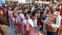 यूपी बोर्ड परीक्षा से नदारद स्टूडेंट्स, दो दिन में 3 लाख से ज्यादा ने छोड़ा एग्जाम