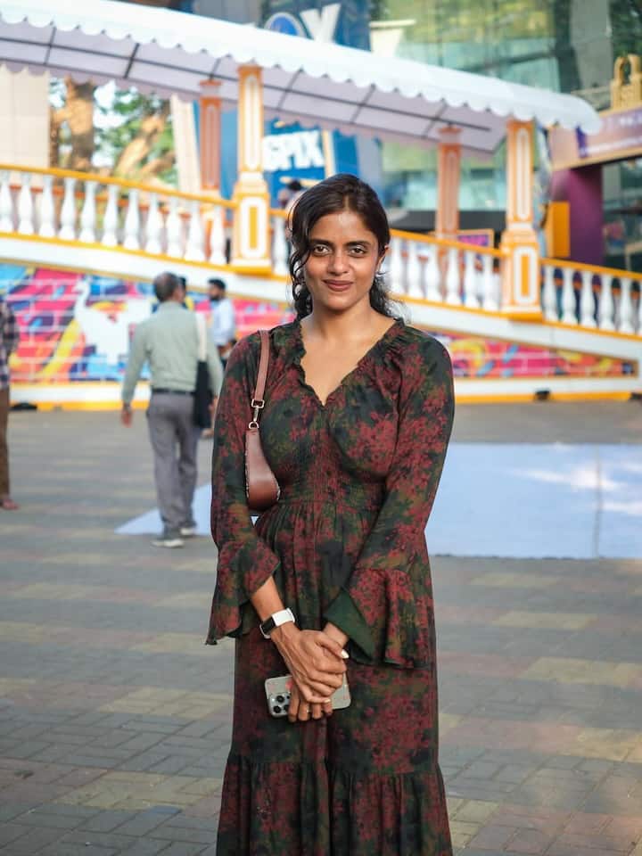 कानी ने थिएटर से अभिनय की शुरुआत की थी. उन्होंने त्रिशूर स्कूल ऑफ ड्रामा से पढ़ाई की और बाद में पेरिस जाकर फिजिकल थिएटर की ट्रेनिंग भी ली. एक्टिंग उनके लिए सिर्फ शौक नहीं, बल्कि गंभीर कला है.