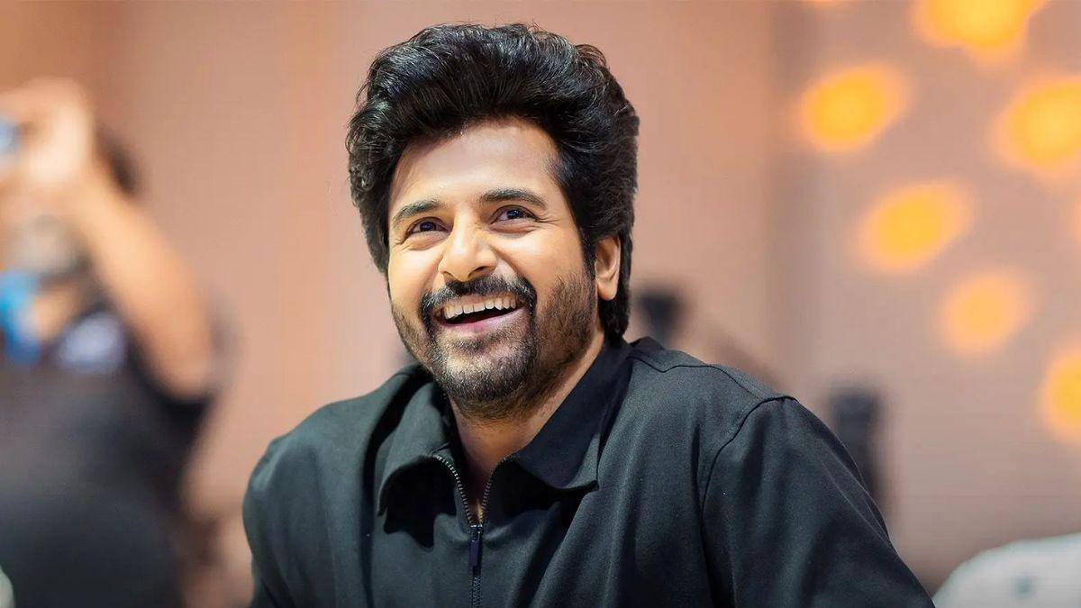 41 வயது சிவகார்த்திகேயனுக்கு அம்மாவாக நடிக்கும் 39 வயது நடிகை..யார் தெரியுமா ?