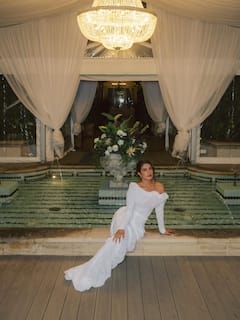 Priyanka Chopra Photo: વ્હાઈટ આઉટફીટમાં ગોર્જિયસ લાગી પ્રિયંકા ચોપરા, જુઓ સુંદર તસવીરો