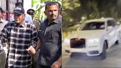 Salim Khan Health Update: Shah Rukh Khan Arrives At Lilavati Hospital To Check On Bollywood Veteran