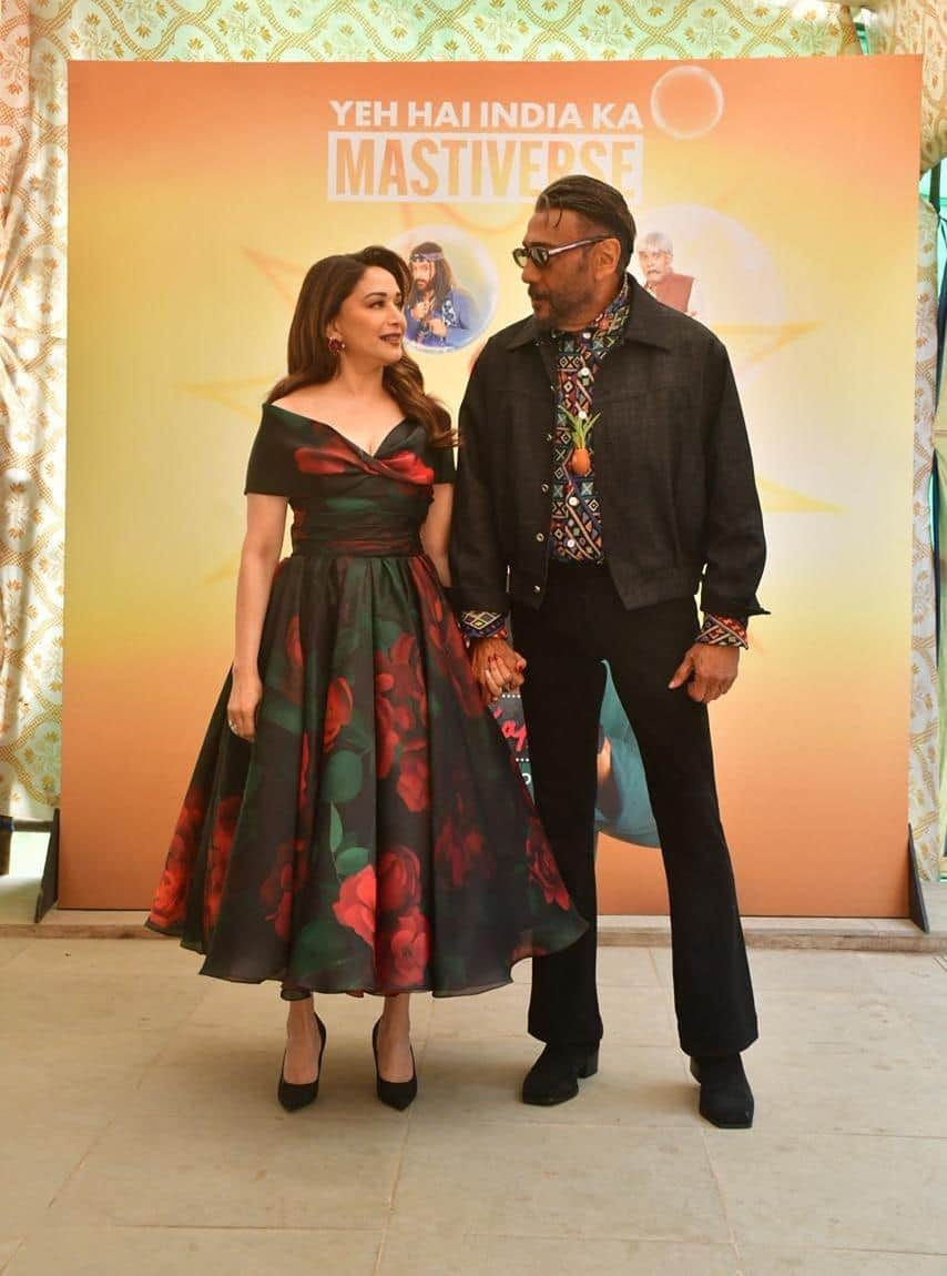 माधुरी दीक्षित संग रोमांटिक सीन्स करने में जैकी श्रॉफ को आती थी शर्म, बोले- उनकी आंखों में देखना मुश्किल था