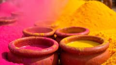 होली पर रंग खेलने की परंपरा कैसे शुरू हुई, जब नहीं थे कलर तब कैसे मनाते थे यह त्योहार?