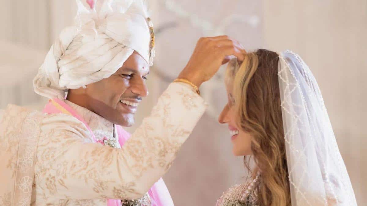 Shikhar Dhawan Marriage: ஷிகர் தவான் 2வது திருமணம் - யார் இந்த ஷோஃபி ஷைன்? ஷாக் தகவல்கள் - ஃபோட்டோ வைரல்