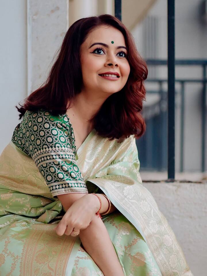 हे फोटो पाहून काही लोकांनी या जोडप्याचे कौतुक केले, तर काहींनी देवोलीनाला ट्रोल करण्यास सुरुवात केली.