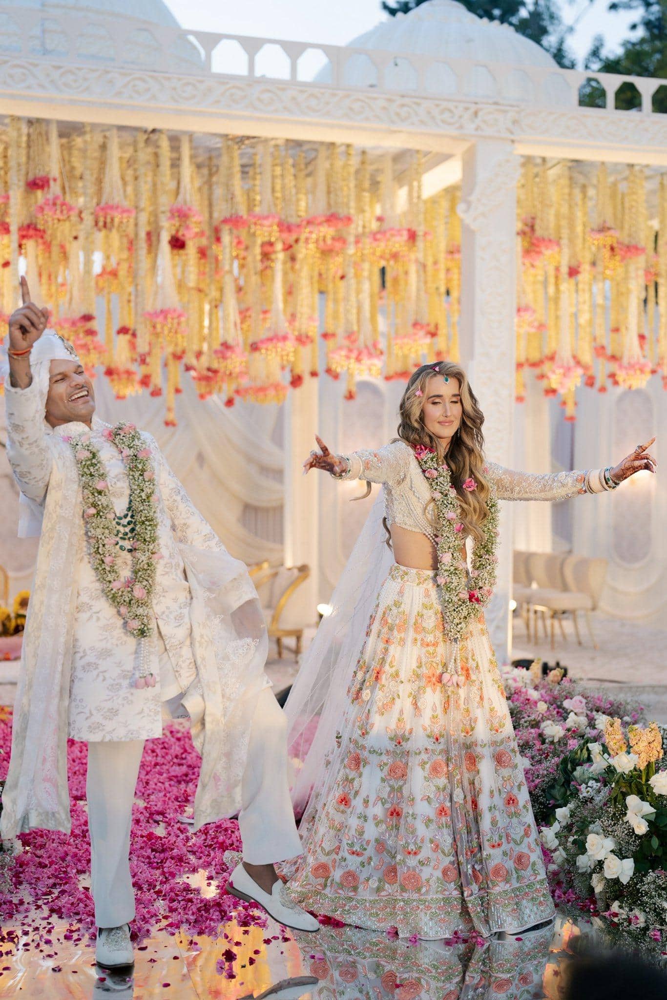 Shikhar Dhawan Wedding Photos: గర్ల్ఫ్రెండ్తో ఘనంగా శిఖర్ ధావన్ వివాహం.. గబ్బర్ పెళ్లి ఫొటోలు చూశారా..