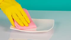 Kitchen Sponge Tips: কতদিন অন্তর বদলাবেন বাসন মাজার স্পঞ্জ? জীবাণুমুক্তই বা রাখবেন কী করে?