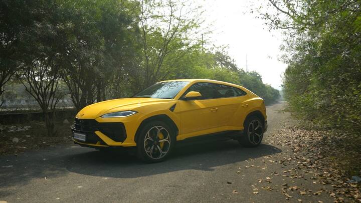 At Rs 4.5 crore, the Urus SE blends hybrid tech, luxury and savage performance in one package. (Somnath Chatterjee)