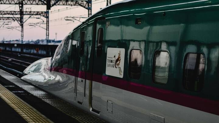 हालांकि जापान अब नई Shinkansen E10 तकनीक पर काम कर रहा है, जिसकी परीक्षण गति 400 किमी प्रति घंटा तक पहुंच सकती है. भारत भी भविष्य में इस नई तकनीक को अपनाने की योजना पर विचार कर रहा है.