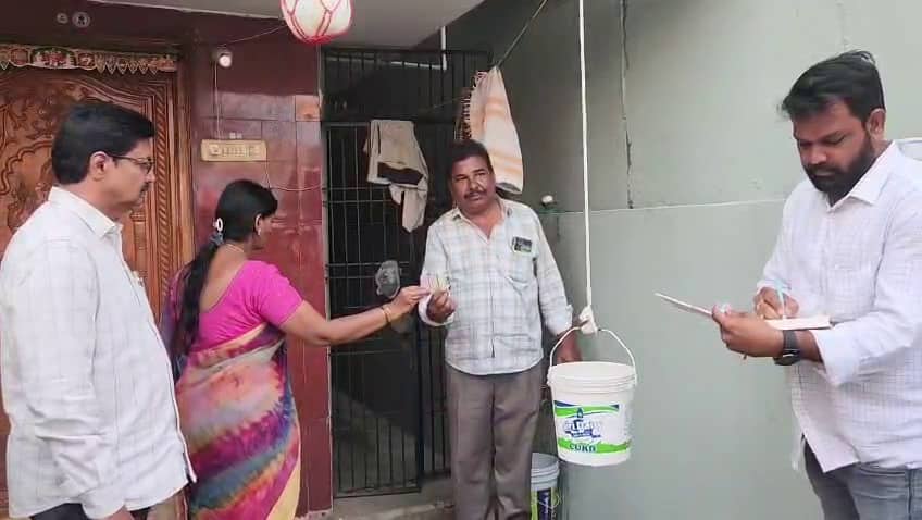 Adulterated Milk: రాజమండ్రిలో కిడ్నీలు పాడై ఇద్దరు మృతి, పలువురికి అస్వస్థత.. కల్తీ పాలే కారణమా?