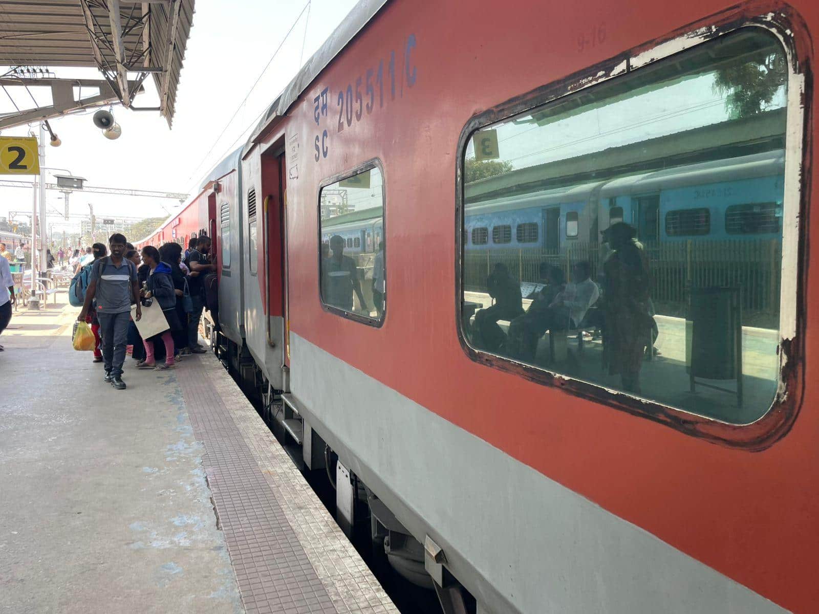 Ratnachal Superfast Express: నేటి నుండి రత్నాచల్ ఎక్స్ ప్రెస్ లో ఈ మార్పు గమనించండి