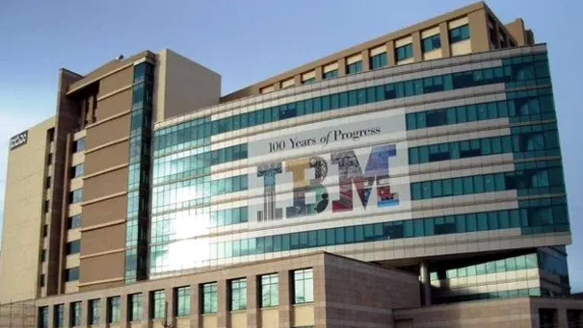 கோவை இளைஞர்களுக்கு கொண்டாட்டம்! IBM-ன் அடுத்த அதிரடி: வேலைவாய்ப்பு பெருகும், வளர்ச்சி உச்சம்!