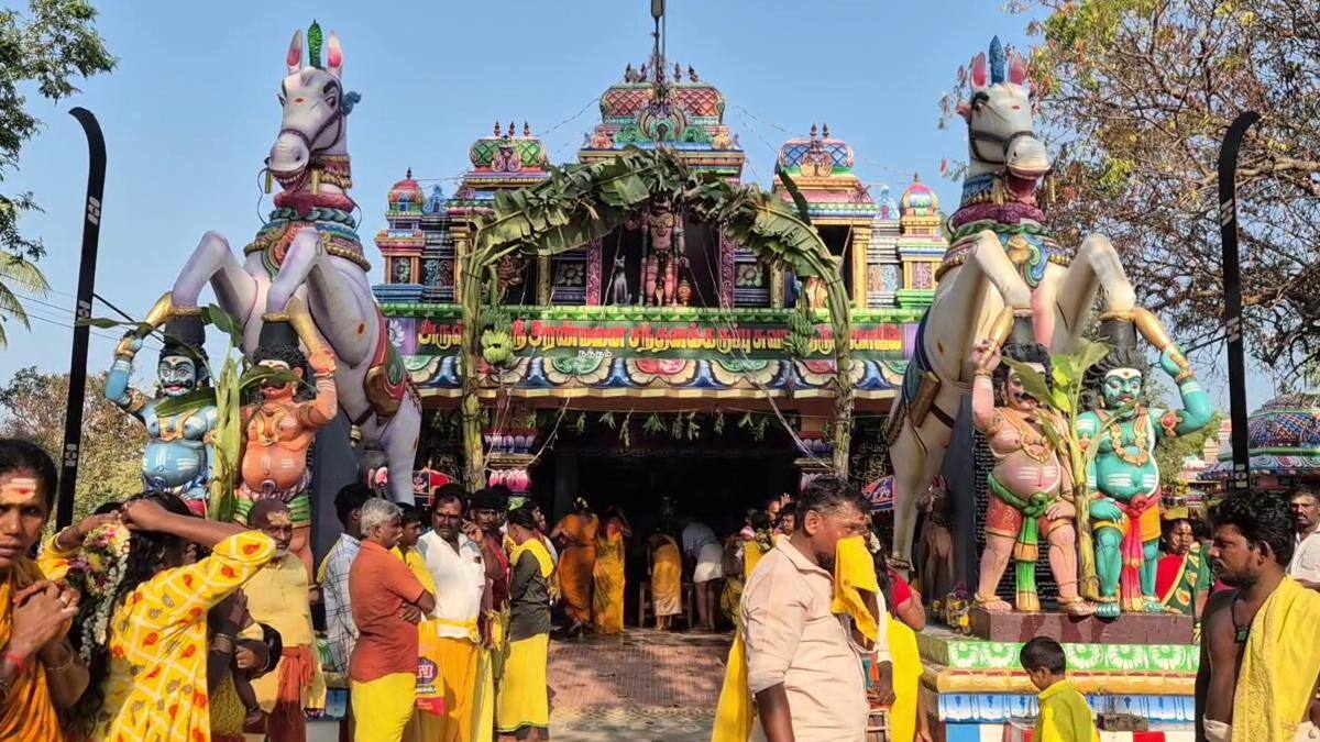 நத்தம் மாரியம்மன் கோவில் மாசி திருவிழா: கொடியேற்றம், ஆயிரக்கணக்கான பக்தர்கள், வியக்க வைக்கும் நிகழ்வுகள்!