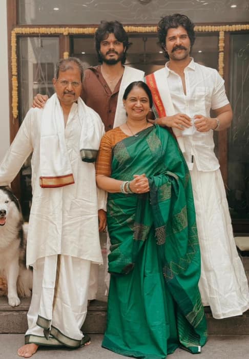 Rashmika Mandanna Wedding: रश्मिका मंदाना के होने वाले सास-ससुर क्या करते हैं, जानें-विजय देवरकोंडा की फैमिली डिटेल्स