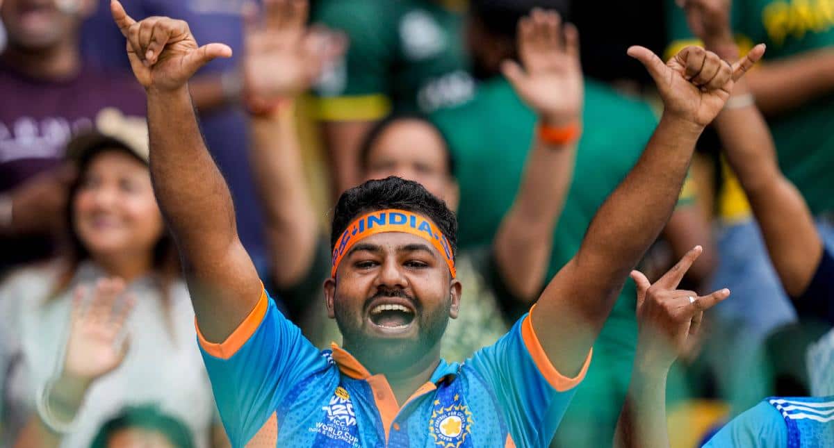 T20 World Cup Alert England Qualifies as India Faces Exit