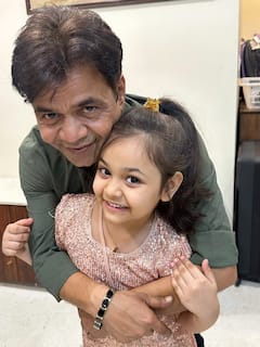 डॉल जैसी दिखती हैं राजपाल यादव की छोटी बेटी, क्यूटनेस में देती हैं राहा और तैमूर को मात