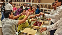 Gold Silver Prices: ক্রমাগত কমছে সোনা ও রুপোর দাম, কোথায় থামতে পারে এই দুই মহামূল্যবান ধাতু?