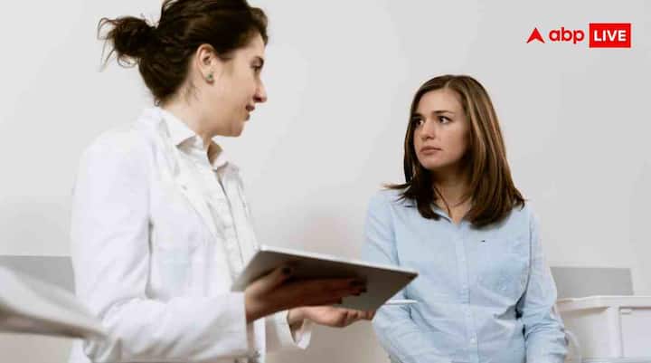 शोधकर्ताओं ने डॉक्टरों की मदद से 60 अलग-अलग मेडिकल केस तैयार किए. इनमें दिल की बीमारी, सांस की दिक्कत, मानसिक स्वास्थ्य संकट और मेटाबॉलिक रोग जैसी 21 तरह की बीमारियां शामिल थीं. हर केस को 16 अलग-अलग परिस्थितियों में जांचा गया. कुल मिलाकर AI से 960 जवाब लिए गए. मकसद यह देखना था कि क्या ChatGPT सही तरीके से बता सकता है कि मरीज को तुरंत इमरजेंसी में जाना चाहिए या कुछ समय बाद डॉक्टर को दिखाना ठीक रहेगा.