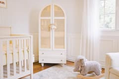 व्हॉइट टोन, क्लासी एस्थेटिक, परिणीति चोपड़ा ने बेटे नीर के लिए पर्सनल टच के साथ तैयार की है नर्सरी, तस्वीरों में देखें झलक