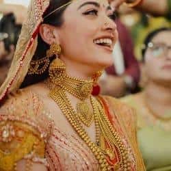 Radhmika Vijay Wedding: विजय-रश्मिकाच्या लग्नाचा सुवर्णथाट! राजेशाही दिमाखात पौराणिक दागिन्यांचा लूक, तब्बल 300 दिवस चाललेलं काम