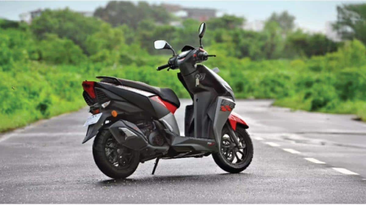 Activa Rival: ஒத்தையில சீன் போடும் ஆக்டிவா..! பட்ஜெட்டிலும், மைலேஜிலும் டஃப் கொடுக்கும் ஸ்கூட்டர்கள் - எது பெஸ்ட்