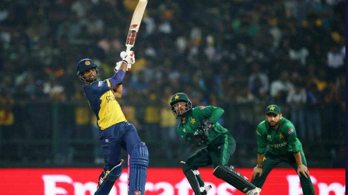जीतकर भी हार गया पाकिस्तान, श्रीलंकाई कप्तान ने छीना सेमीफाइनल का चांस, न्यूजीलैंड ने किया क्वालीफाई