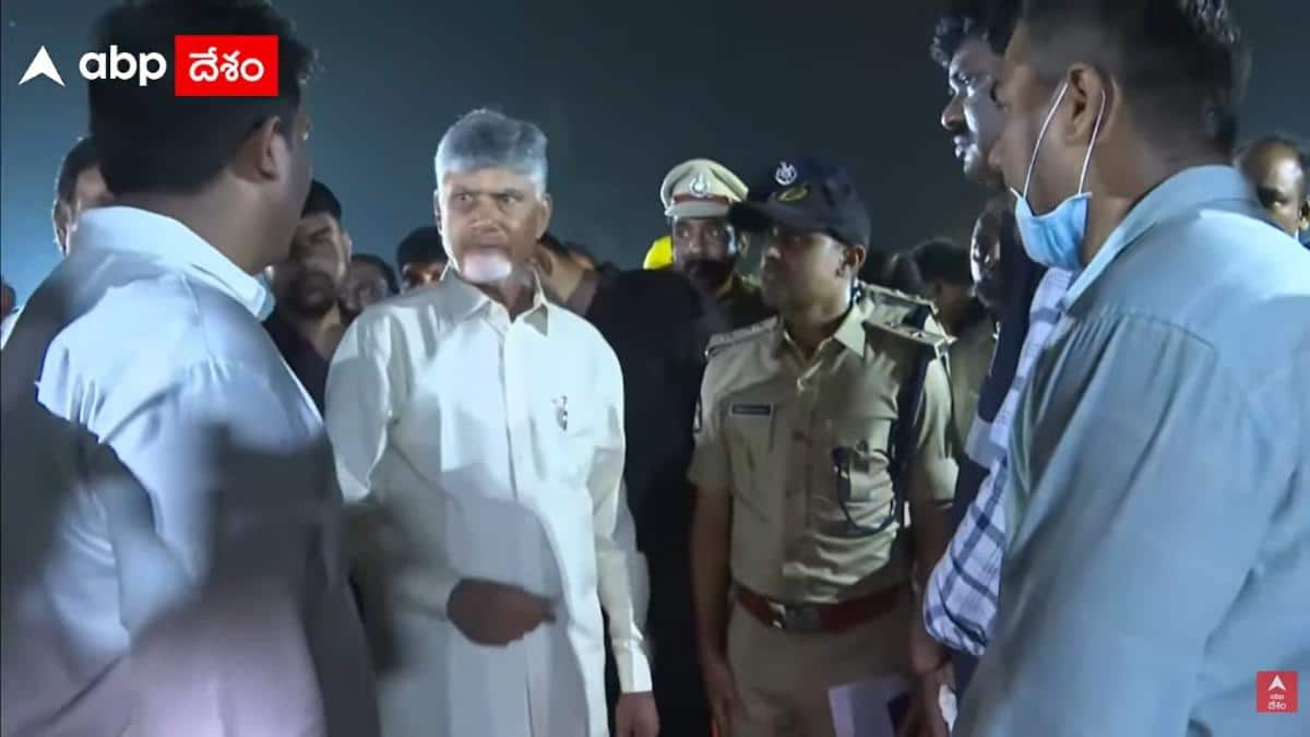 Kakinada Fireworks Explosion: వేట్లపాలెం ఘటనలో మృతుల కుటుంబాలకు రూ.20 లక్షలు, పక్కా ఇళ్లు- నలుగురు అధికారులపై వేటు!