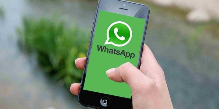 अगर आप iPhone इस्तेमाल करते हैं तो ऐप की सेटिंग्स में जाकर चैट सेक्शन में बैकअप का विकल्प चुनें, वीडियो शामिल करने का विकल्प सक्रिय करें और तुरंत बैकअप तैयार कर लें. एंड्रॉयड यूजर्स भी इसी तरह सेटिंग्स में जाकर चैट बैकअप विकल्प के जरिए अपना पूरा डेटा सुरक्षित कर सकते हैं.
