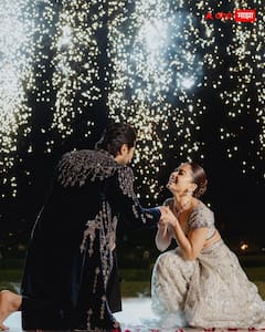 शाही थाटमाट, रॉयल अंदाज; विजय - रश्मिकाच्या लग्नाची धम्माल, VIROSH च्या ग्रँड संगीत सोहळ्याचे PHOTOs