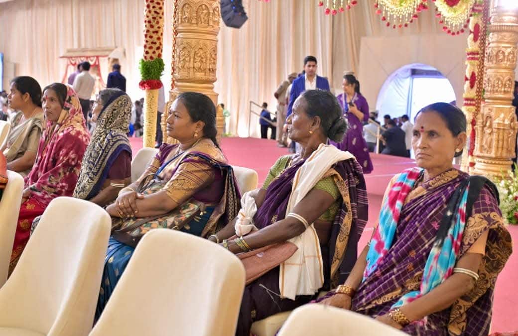 Telangana డిప్యూటీ సీఎం భట్టి కుమారుడి పెళ్లి వేడుక.. అధికార హోదా ఉన్నా.. ఆత్మీయతకే పెద్దపీట!