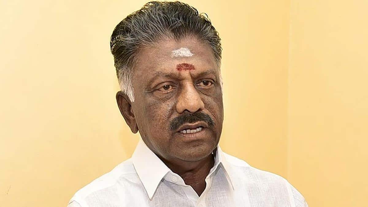 ஓபிஎஸ்-ன் அதிரடி முடிவு: திமுக-வில் இணைந்த பின், அதிமுக-வில் படையெடுக்கும் ஆதரவாளர்கள்! தேனியில் பரபரப்பு!