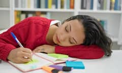 ਕਿਤਾਬ ਖੋਲ਼੍ਹਣ ਵੇਲੇ ਕਿਉਂ ਆਉਂਦੀ ਨੀਂਦ, ਪੜ੍ਹਨ ਵੇਲੇ ਕਿਉਂ ਆ ਜਾਂਦਾ ਆਲਸ?