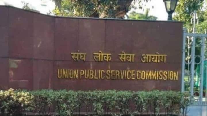 तीसरे ग्रुप में महाराष्ट्र, मणिपुर, नागालैंड, उड़ीसा, पंजाब, राजस्थान, सिक्किम और तमिलनाडु को शामिल किया गया है. वहीं चौथे ग्रुप में तेलंगाना, त्रिपुरा, उत्तराखंड, उत्तर प्रदेश और पश्चिम बंगाल को शामिल किया गया है. उम्मीदवारों पहले इन ग्रुप को अपनी प्राथमिकता के क्रम में चुनते हैं और फिर इस ग्रुप के अंदर अपनी पसंद के राज्य बताते हैं.