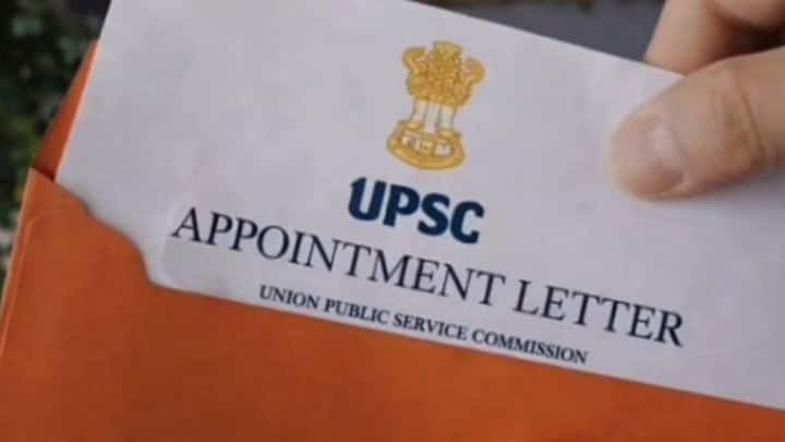 इसके अलावा कैडर एलोकेशन में 33-66 का इनसाइडर आउटसाइडर नियम लागू होता है. इसका मतलब यह है कि किसी राज्य के कैडर में लगभग एक तिहाई सीटें उसी राज्य के उम्मीदवारों को मिलती है. जबकि बाकी दो तिहाई सीटें दूसरे राज्यों के उम्मीदवारों को दी जाती है.