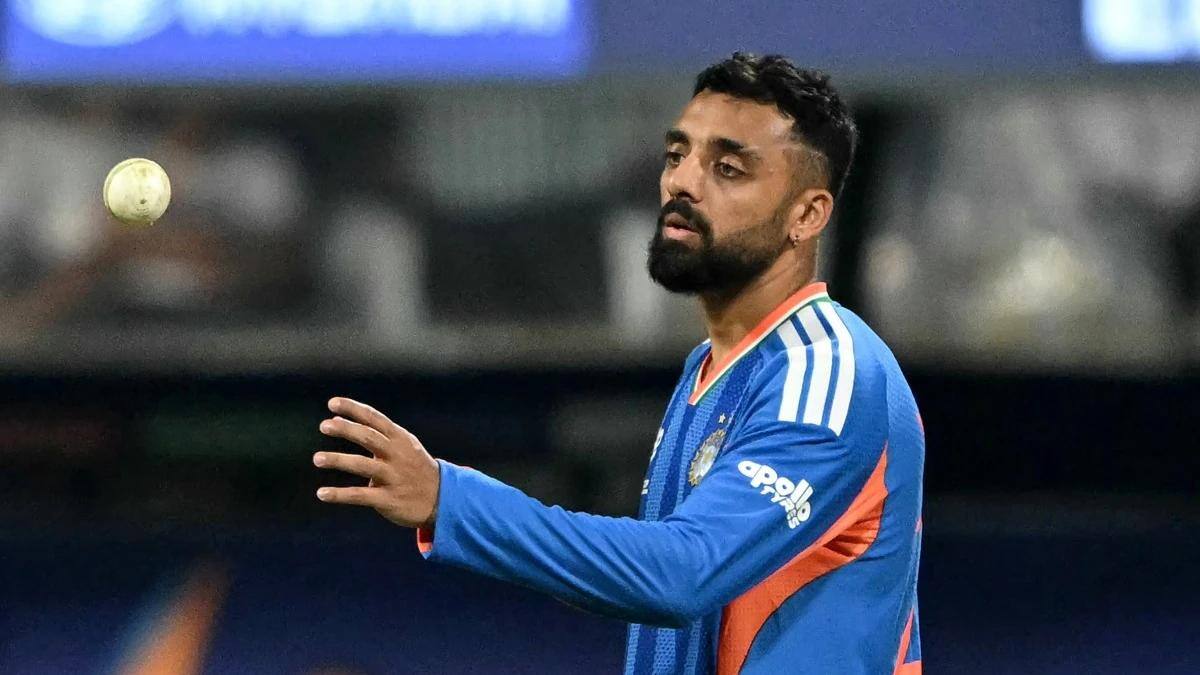 Team India Playing 11: ఫైనల్ నుంచి మిస్టరీ స్పిన్నర్ ఔట్.. వరుణ్ చక్రవర్తి స్థానంలో కుల్దీప్ యాదవ్‌కు ఛాన్స్ !