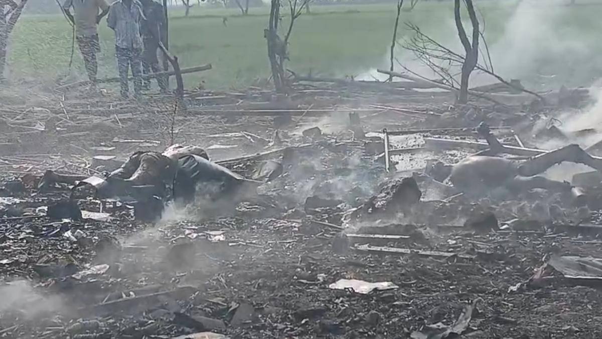 Kakinada Fireworks Explosion: వేట్లపాలెం బాణసంచా పేలుడు.. ముడిసరకు అమ్మిన వ్యాపారిపై కేసు నమోదు