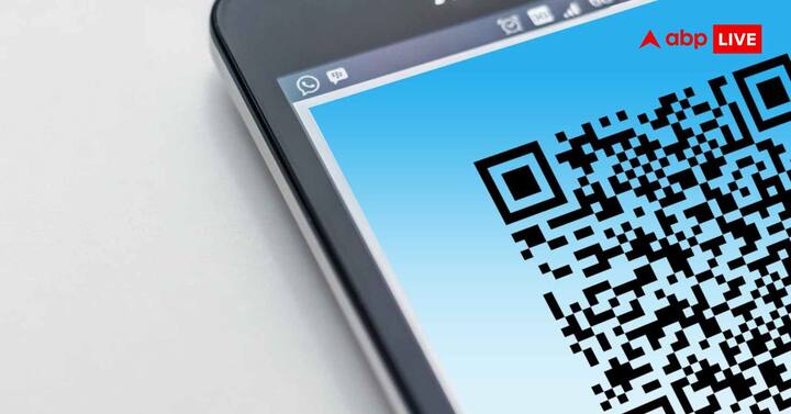 कई लोग जल्दी में QR Code स्कैन करते ही तुरंत पेमेंट कर देते हैं. यही गलती ठगों को मौका देती है. इसलिए हमेशा थोड़ा समय लेकर जानकारी पढ़ें और तभी भुगतान करें. याद रखें, सावधानी ही सबसे बड़ा बचाव है.