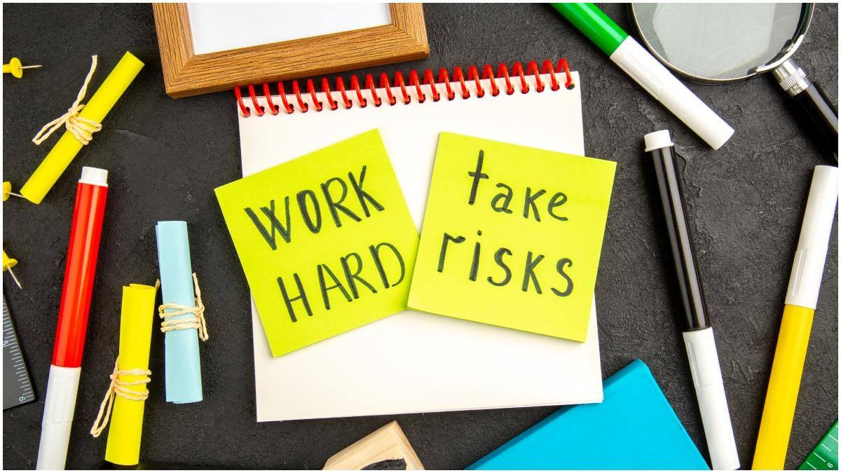 Daily Habits Affecting Productivity : మీ పనితీరును దెబ్బతీసే 7 అలవాట్లు ఇవే.. ప్రొడెక్టివిటీని పెంచుకోవాలంటే వాటిని కట్ చేయండి