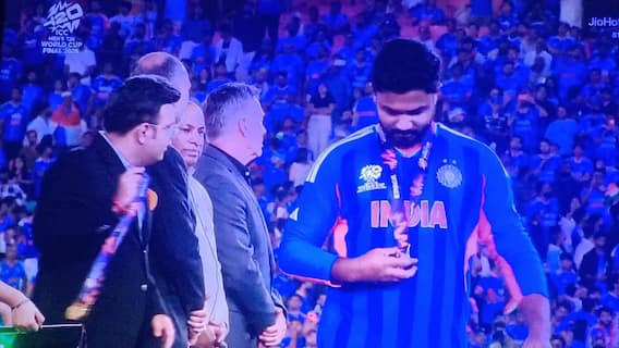 IND vs NZ T20 World Cup: గ్రహాలు కలిసొస్తాయి కానీ ముందు నువ్వు నీ మీద నమ్మకం పెట్టుకో! ప్లేయర్ ఆఫ్ ది టోర్నమెంట్ వరకు సంజూ శాంసన్ జర్నీ! IND vs NZ T20 World Cup: గ్రహాలు కలిసొస్తాయి కానీ ముందు నువ్వు నీ మీద నమ్మకం పెట్టుకో! ప్లేయర్ ఆఫ్ ది టోర్నమెంట్ వరకు సంజూ శాంసన్ జర్నీ!