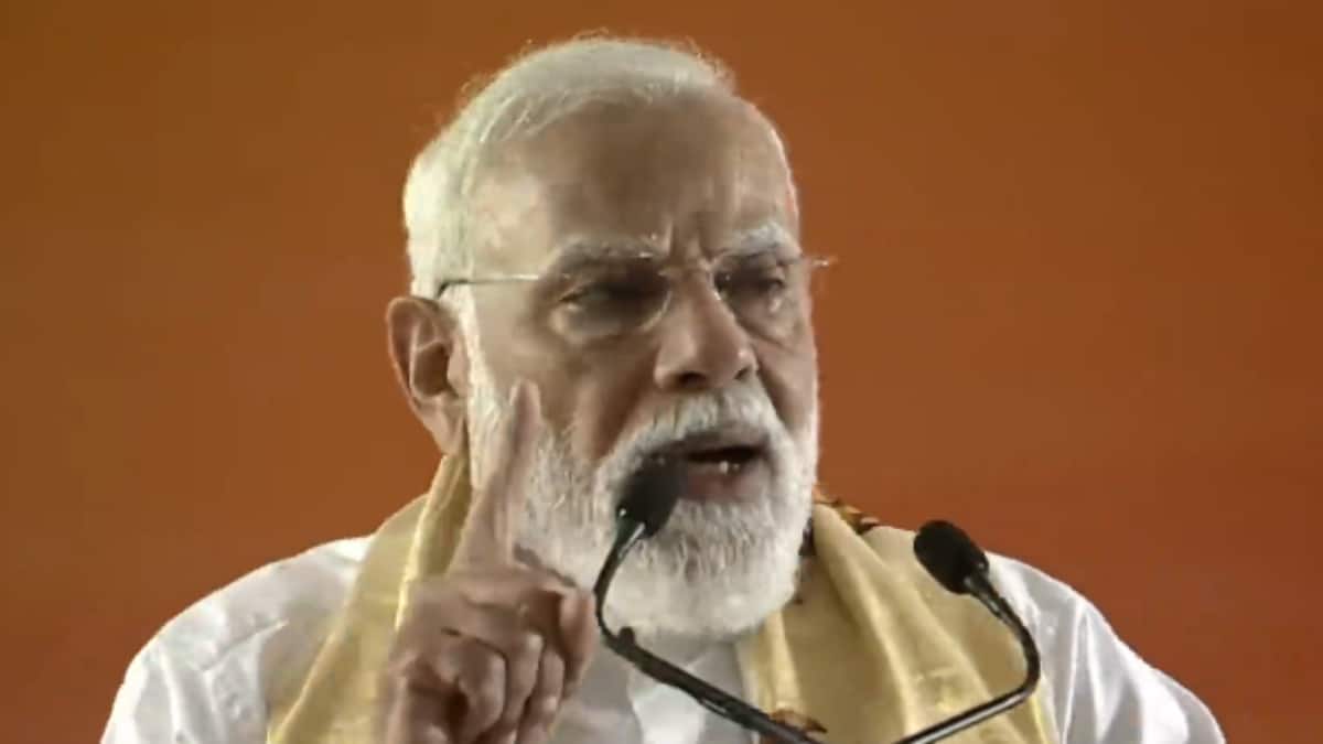 'डेमोग्राफी बदली जा रही...' PM मोदी ने ममता बनर्जी पर साधा निशाना, बोले - TMC का जाना तय