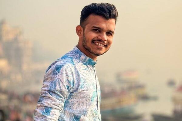 'kon_aruntupe' या इन्स्टाग्राम हँडल अंतर्गत तो कंटेट तयार करत होता. त्याचे रिल्स सोशल मीडियात प्रचंड व्हायरल झाले होते. कॉमेडी तसेच सामाजिक संदेश देणारे व्हिडिओ तो तयार करुन शेअर करत होता. गंभीर विषय असणाऱ्या कंटेटला नेटकऱ्यांकडून भरभरुन प्रतिसाद मिळत होता.
