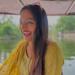 मुस्लिम से शादी करने वाली मोनालिसा की जाति क्या है? कितनी पढ़ी-लिखी हैं और कितना है बैंक बैलेंस